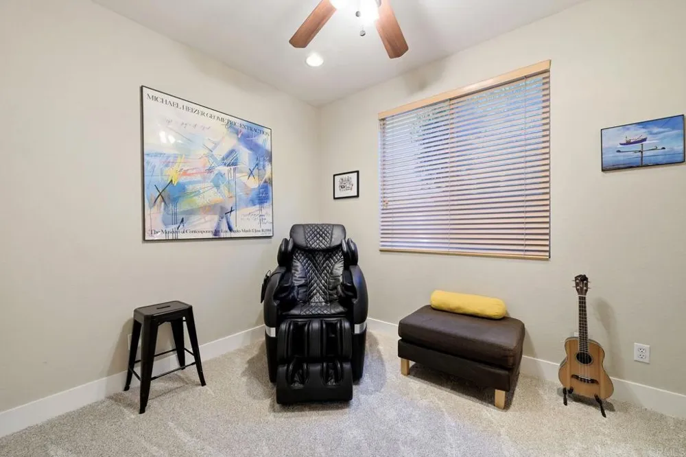 11647 Tree Hollow Lane San Diego, CA 92128