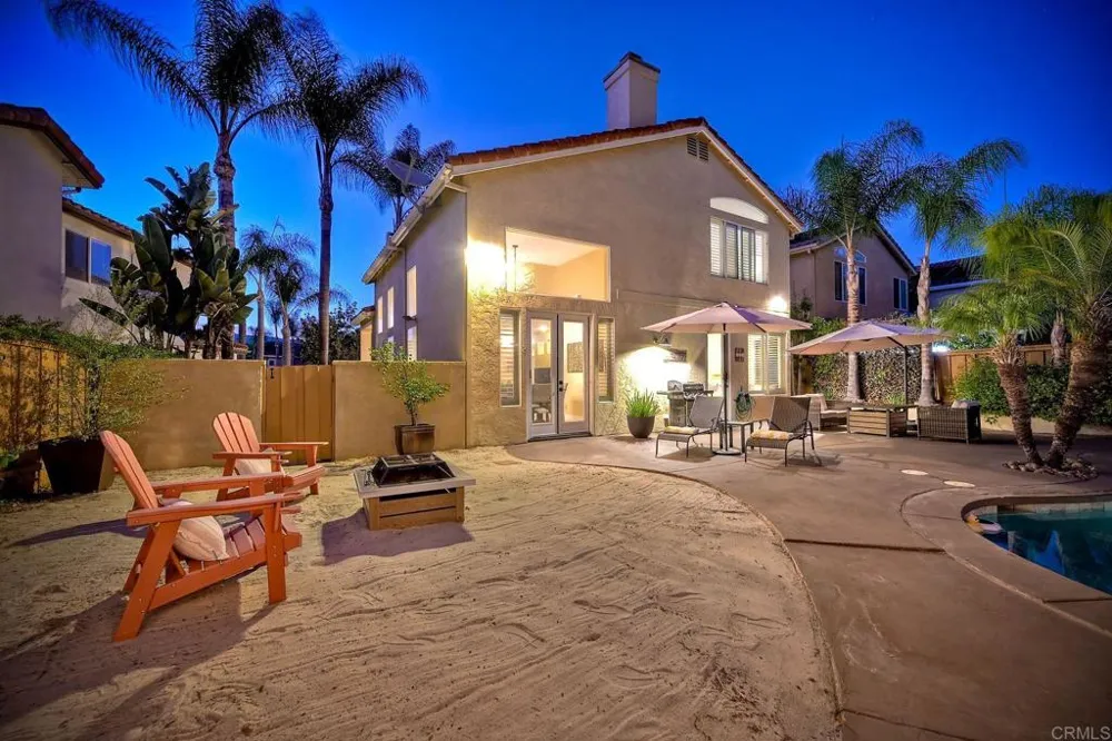 11647 Tree Hollow Lane San Diego, CA 92128