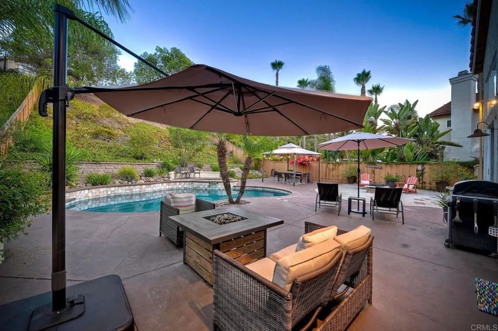 11647 Tree Hollow Lane San Diego, CA 92128