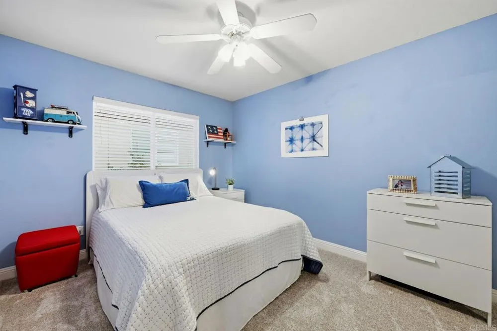 11647 Tree Hollow Lane San Diego, CA 92128
