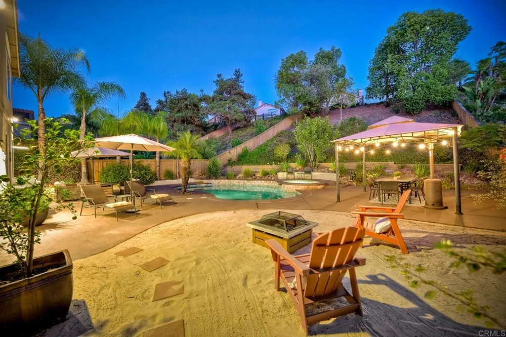 11647 Tree Hollow Lane San Diego, CA 92128