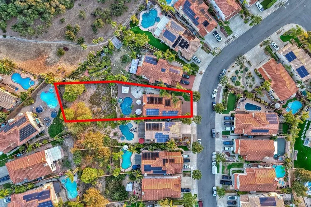 11647 Tree Hollow Lane San Diego, CA 92128