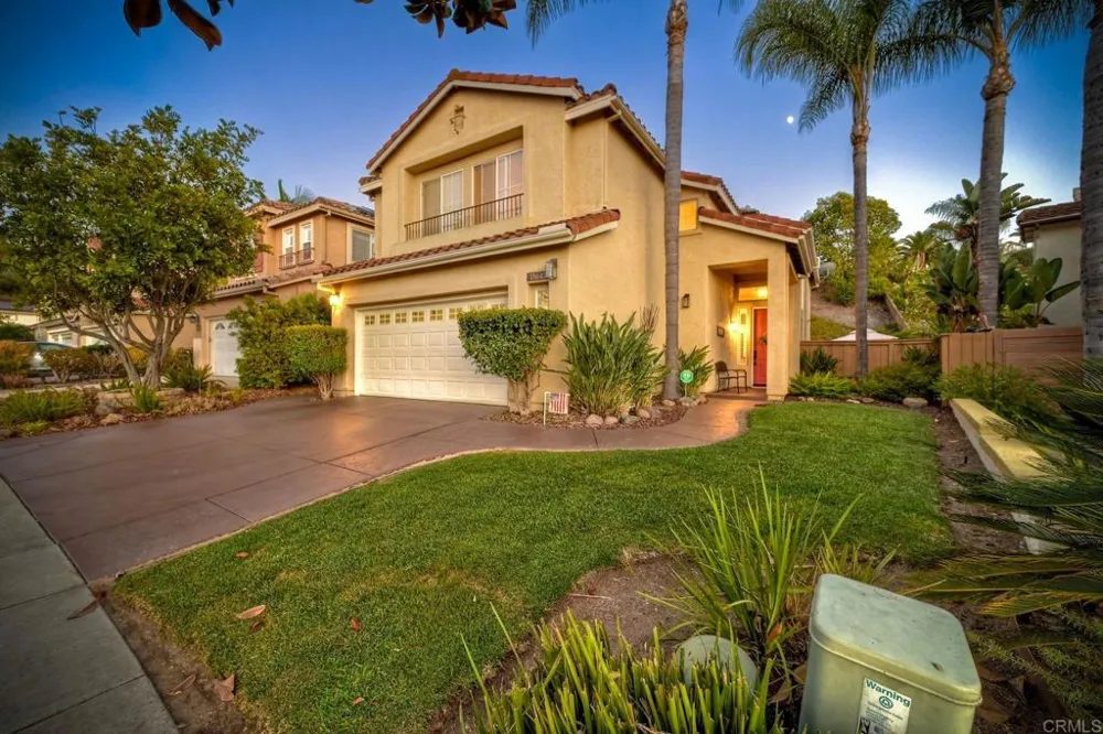 11647 Tree Hollow Lane San Diego, CA 92128