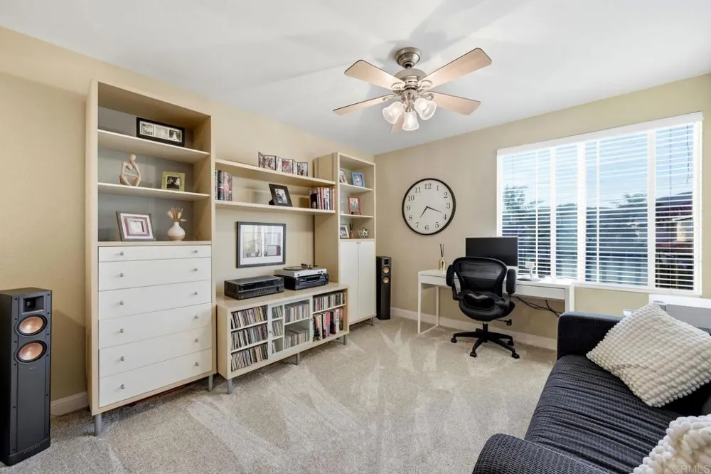 11647 Tree Hollow Lane San Diego, CA 92128
