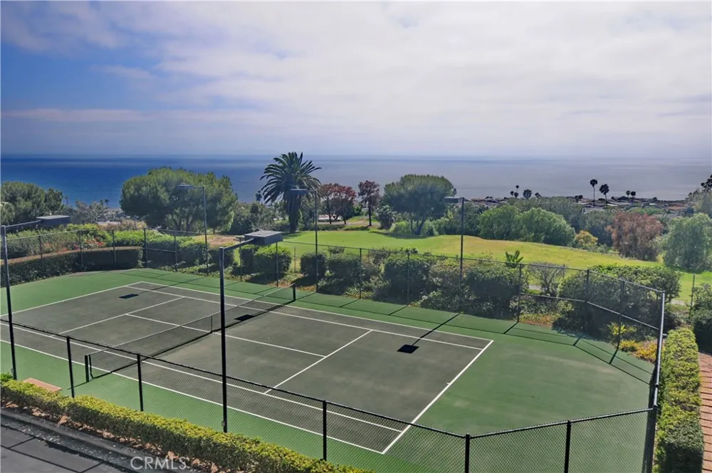 2209 W 25th #12 San Pedro, CA 90732