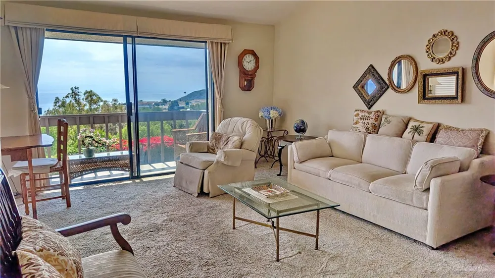 2209 W 25th #12 San Pedro, CA 90732