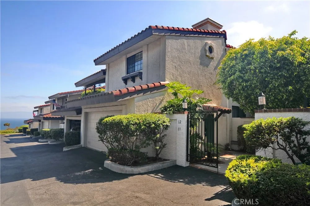 2209 W 25th #12 San Pedro, CA 90732