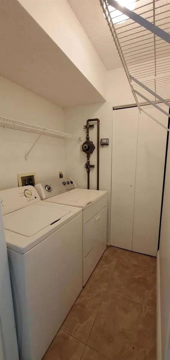 8721 WILES ROAD #302 Coral Springs, FL 33067