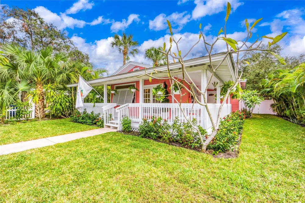 645 SW CLEVELAND AVENUE Stuart, FL 34994