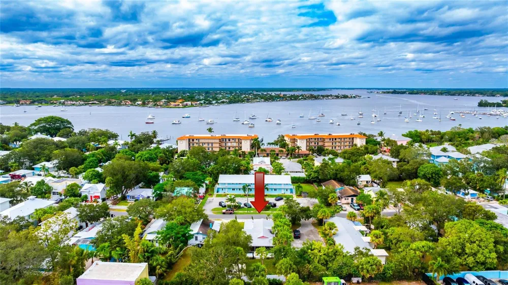 645 SW CLEVELAND AVENUE Stuart, FL 34994