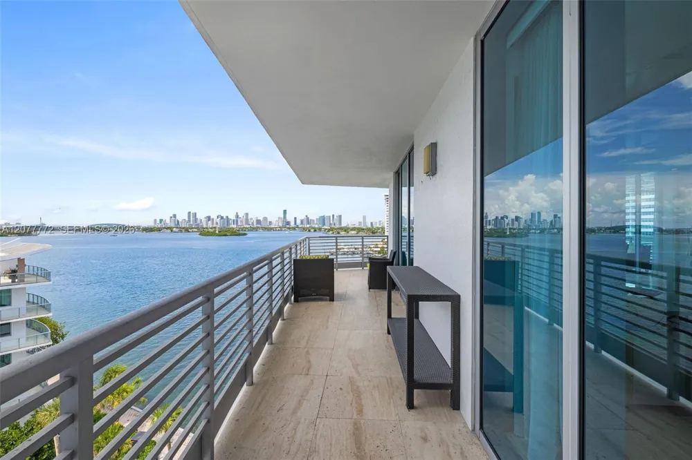 1445 16th St #902 Miami Beach, FL 33139