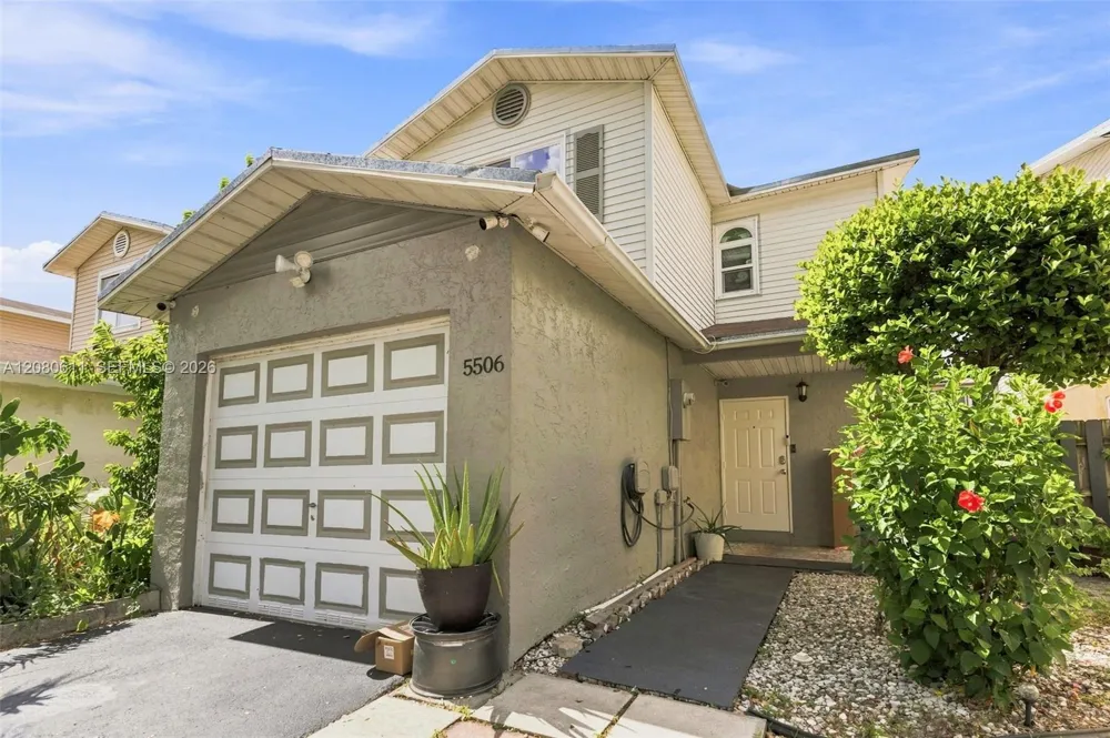 5506 NW 22nd St Lauderhill, FL 33313