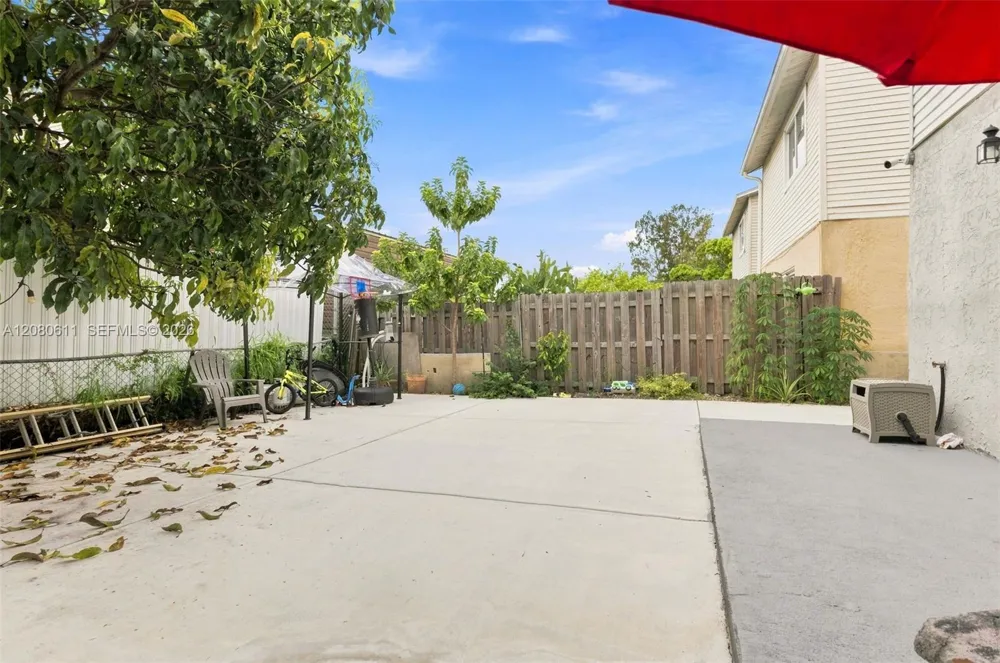 5506 NW 22nd St Lauderhill, FL 33313