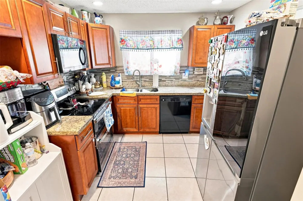5506 NW 22nd St Lauderhill, FL 33313