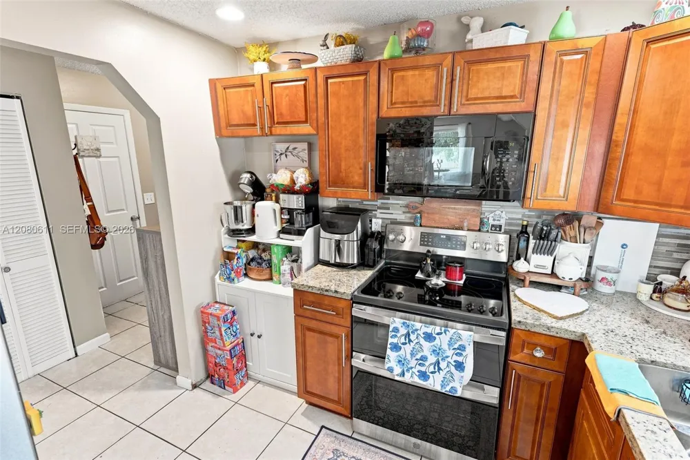 5506 NW 22nd St Lauderhill, FL 33313