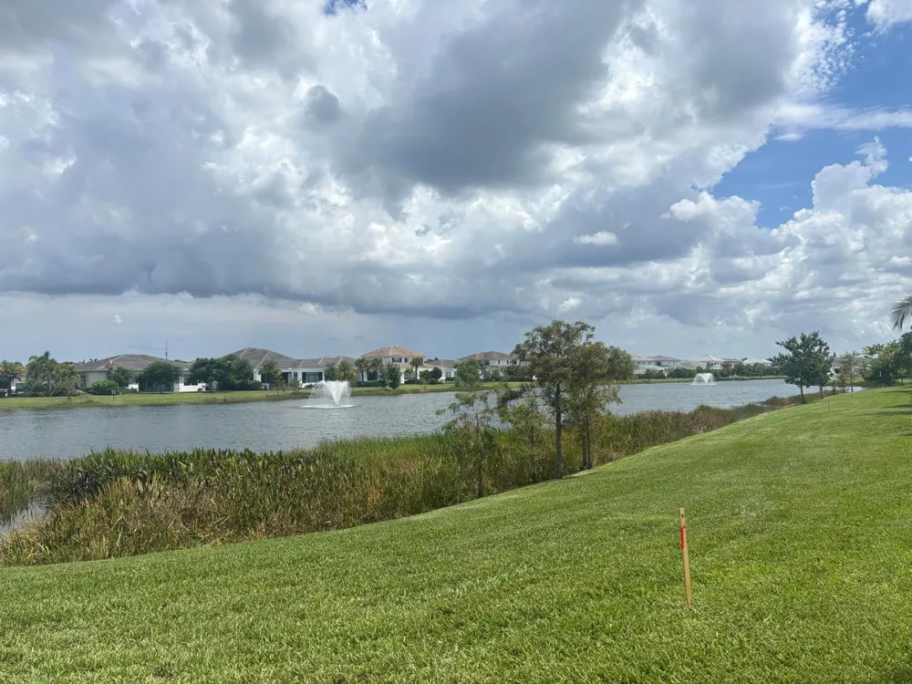 9353 CORAL ISLES CIRCLE #{Lot 95} Palm Beach Gardens, FL 33412
