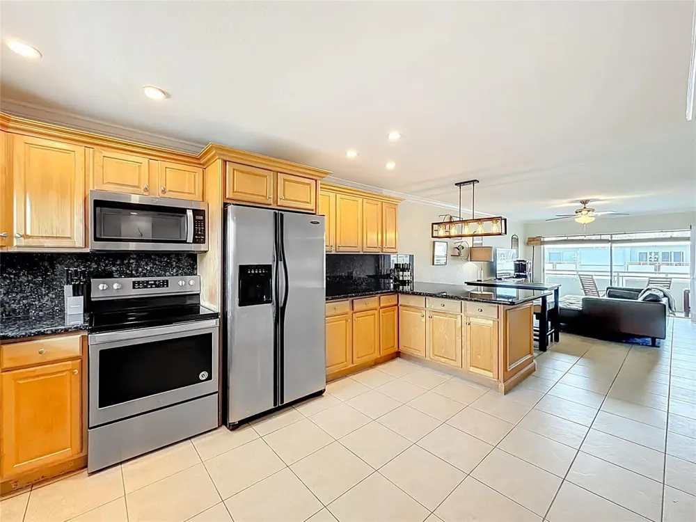 1198 HILLSBORO MILE #334 Hillsboro Beach, FL 33062