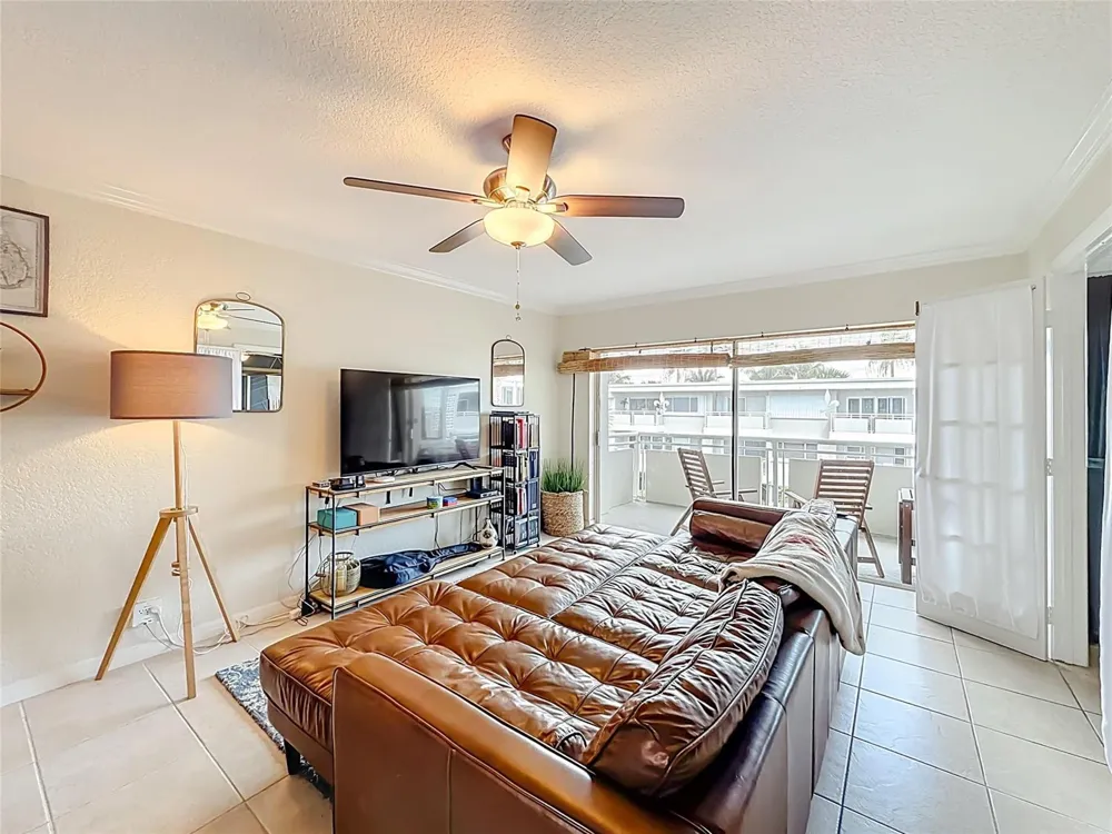 1198 HILLSBORO MILE #334 Hillsboro Beach, FL 33062