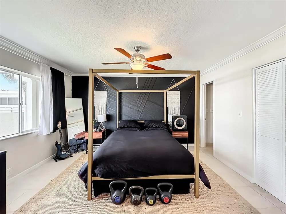 1198 HILLSBORO MILE #334 Hillsboro Beach, FL 33062