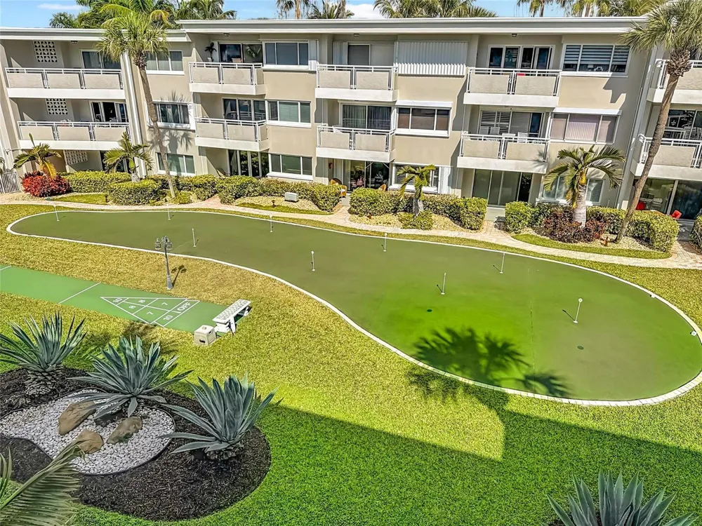 1198 HILLSBORO MILE #334 Hillsboro Beach, FL 33062