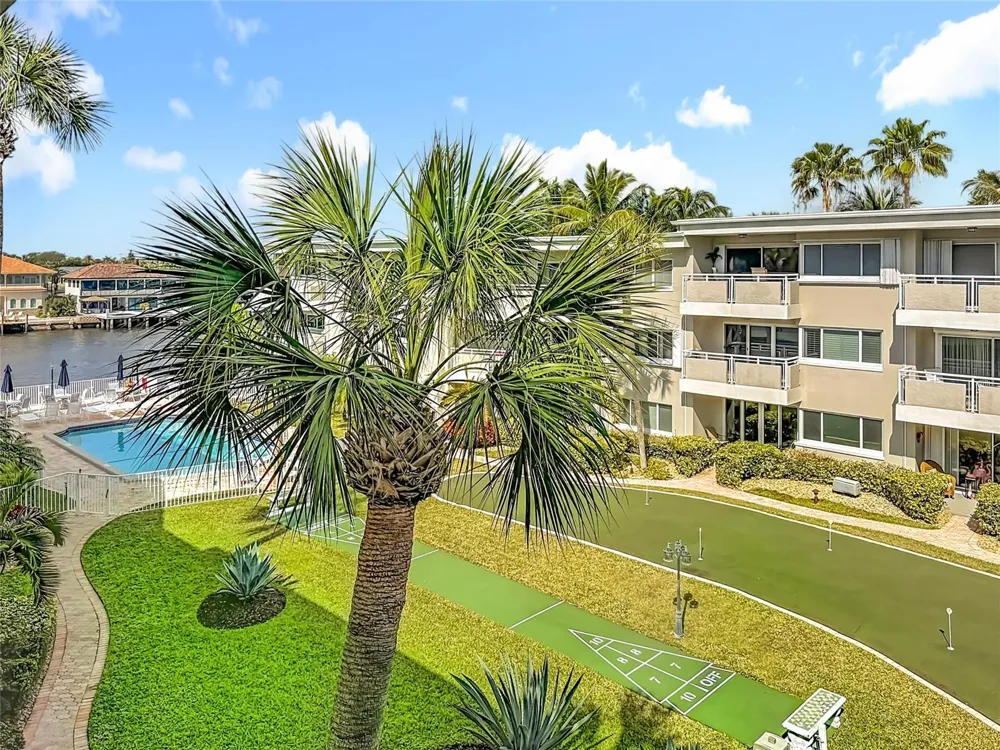 1198 HILLSBORO MILE #334 Hillsboro Beach, FL 33062