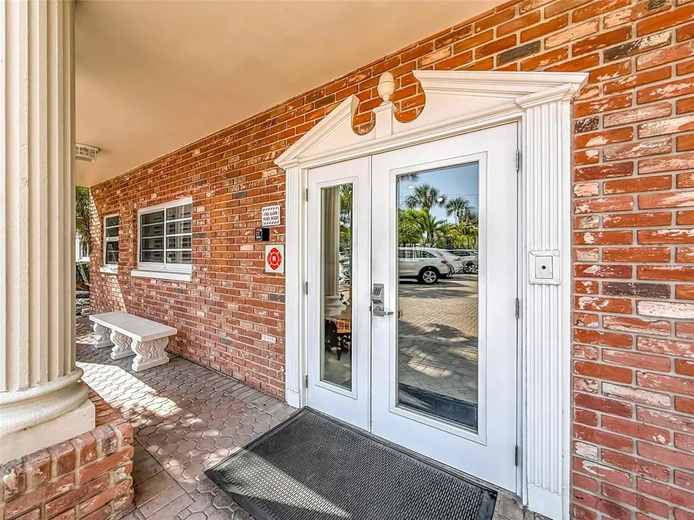 1198 HILLSBORO MILE #334 Hillsboro Beach, FL 33062
