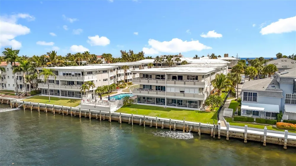 1198 HILLSBORO MILE #334 Hillsboro Beach, FL 33062