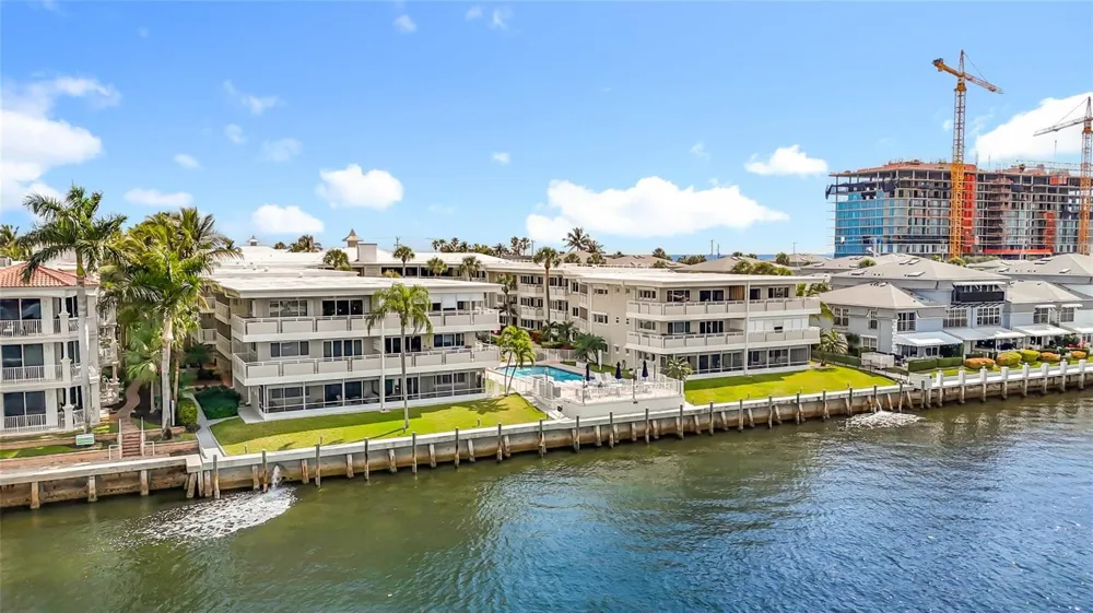 1198 HILLSBORO MILE #334 Hillsboro Beach, FL 33062