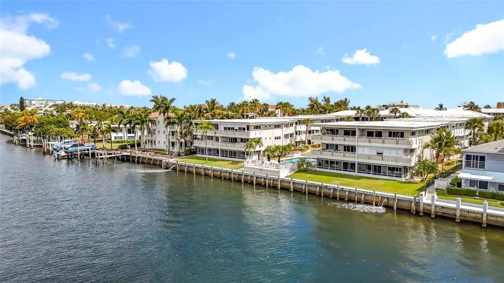 1198 HILLSBORO MILE #334 Hillsboro Beach, FL 33062
