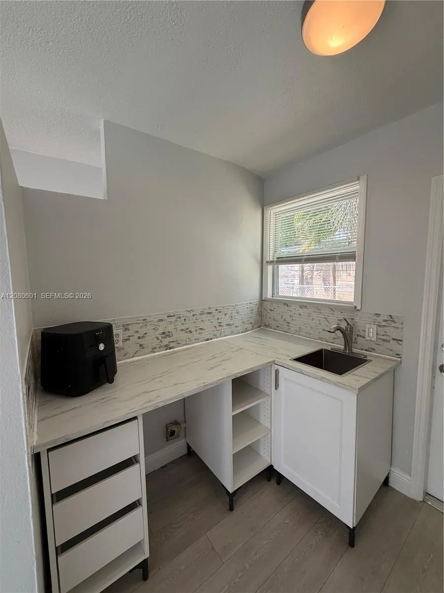 2803 NE 6th Ln #2803 Wilton Manors, FL 33334