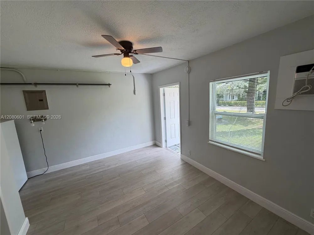 2803 NE 6th Ln #2803 Wilton Manors, FL 33334