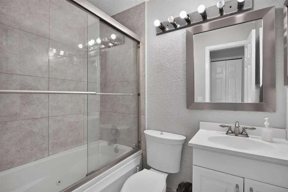 7516 NW 88th Terrace Tamarac, FL 33321