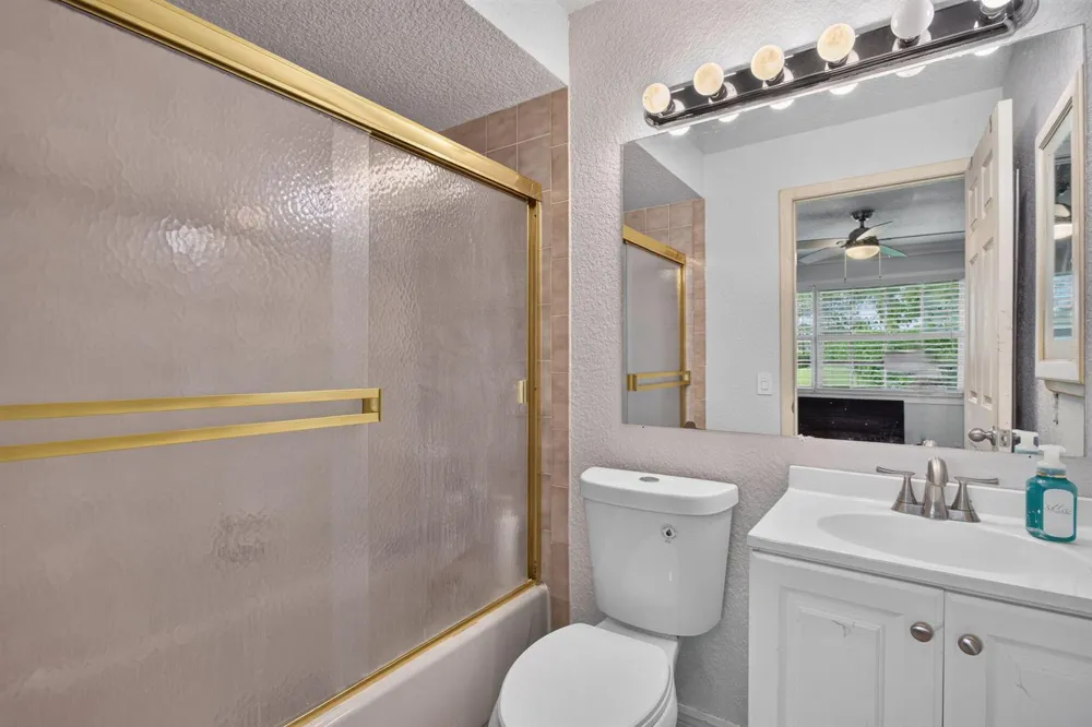 7516 NW 88th Terrace Tamarac, FL 33321