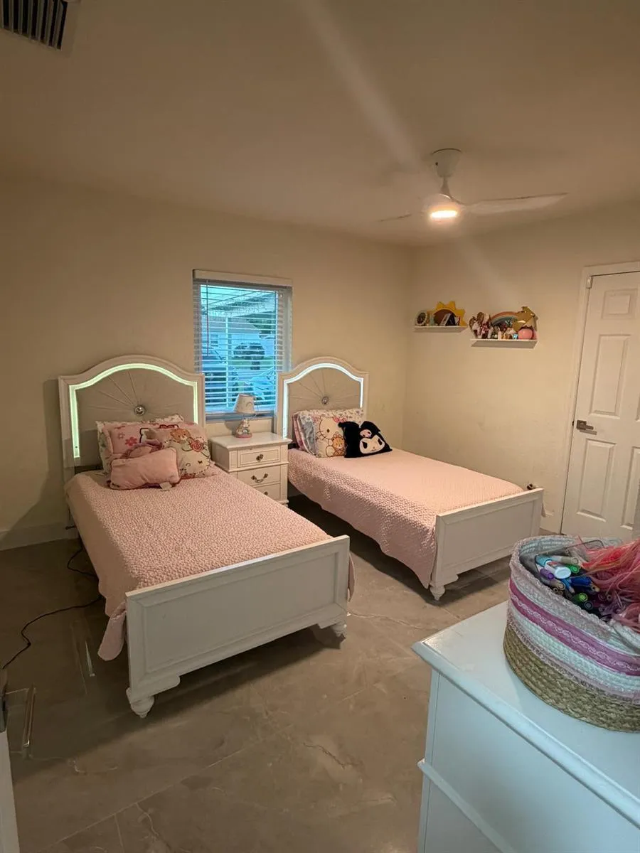 1038 MACY STREET West Palm Beach, FL 33405