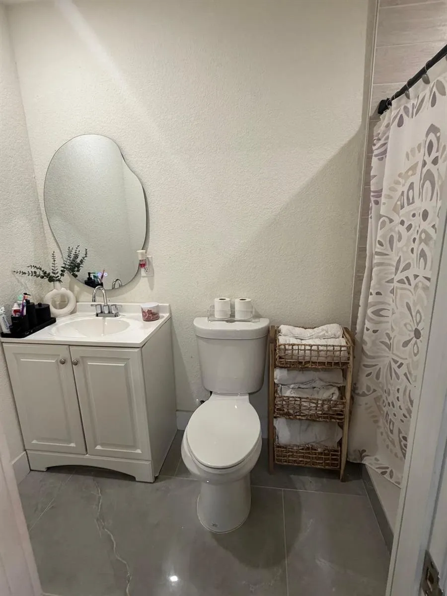 1038 MACY STREET West Palm Beach, FL 33405