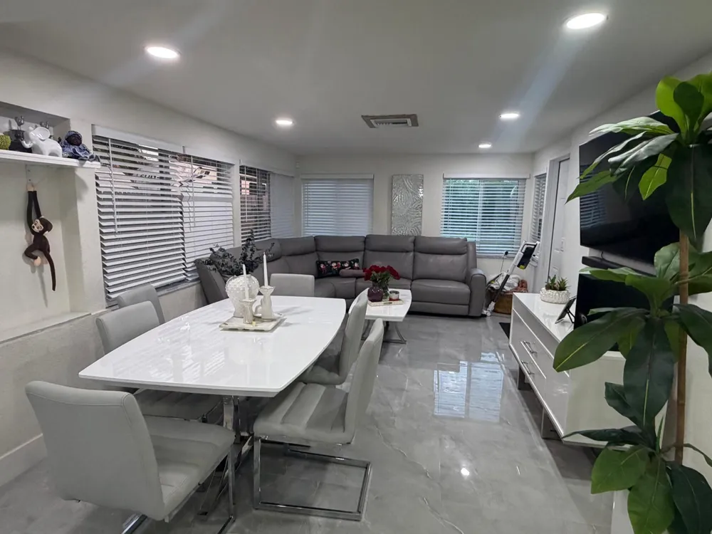 1038 MACY STREET West Palm Beach, FL 33405
