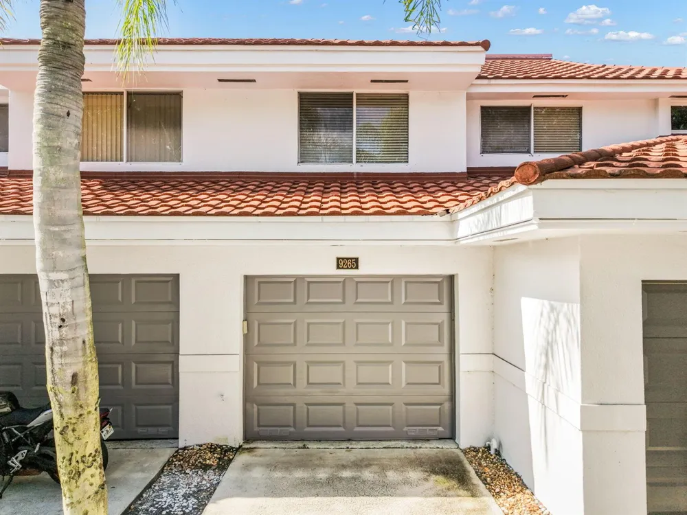 9265 NW 9TH COURT Plantation, FL 33324