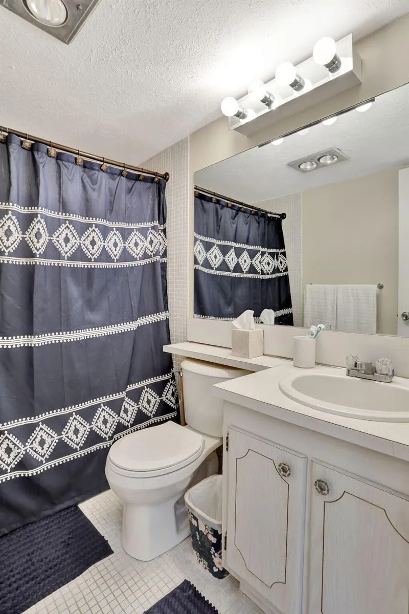 86 LYNDHURST D #86 Deerfield Beach, FL 33442