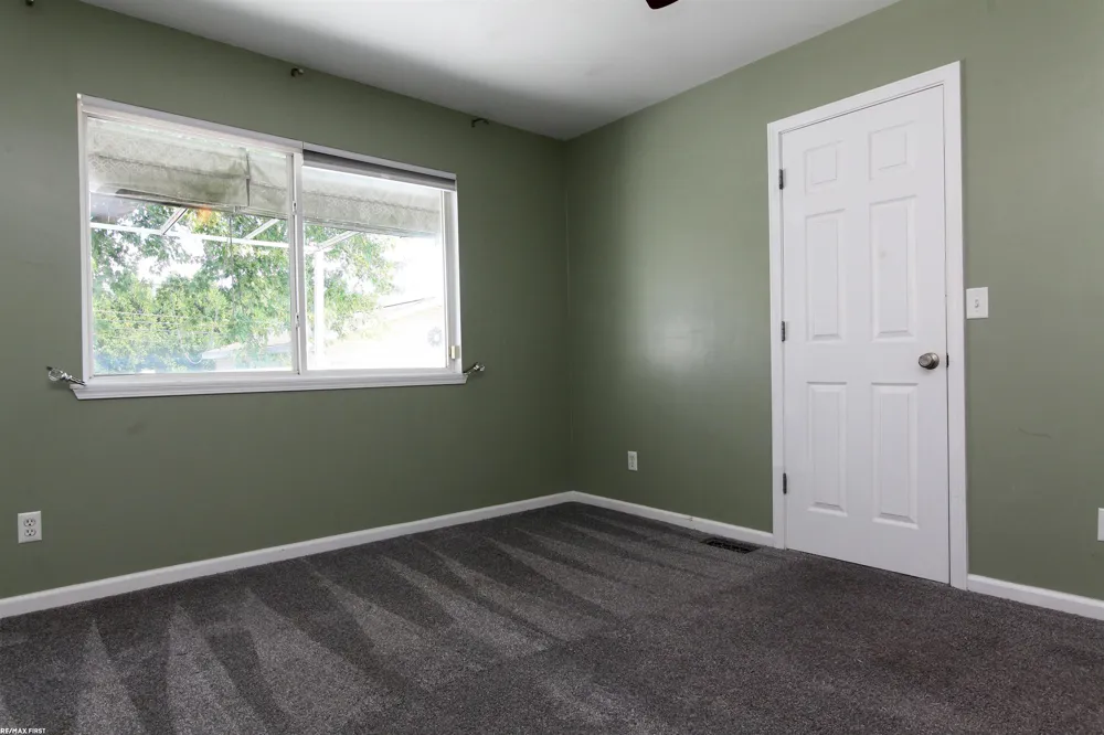 34404 Maynard Street Clinton Charter Township, MI 48035