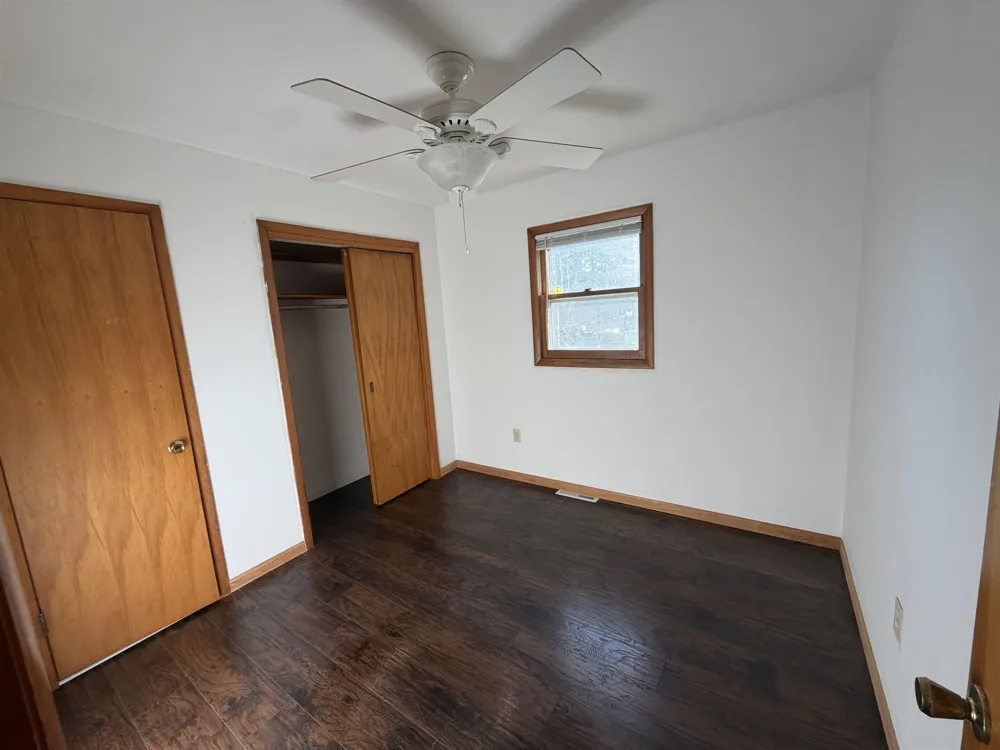 1115 Park Clare City, MI 48617