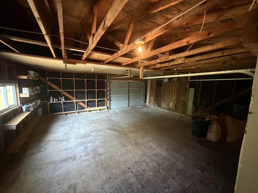 1115 Park Clare City, MI 48617