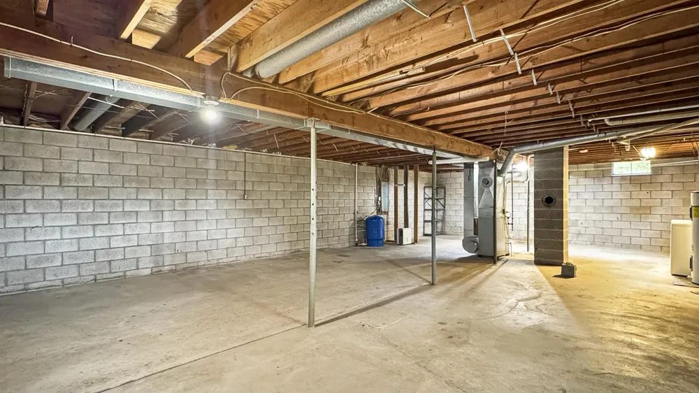 145 S 35 ROAD Selma Township, MI 49601