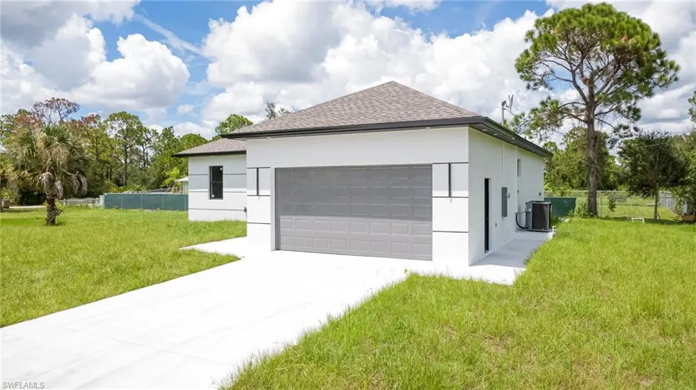 504 W 11th Street Lehigh Acres, FL 33972