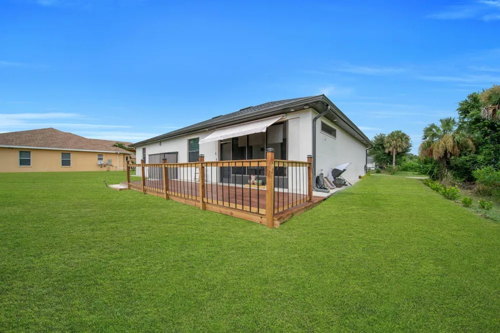 609 CLAYTON AVENUE Lehigh Acres, FL 33972