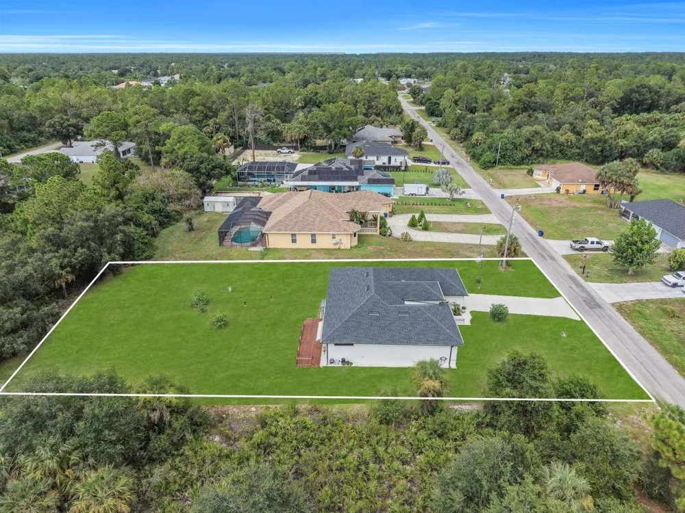 609 CLAYTON AVENUE Lehigh Acres, FL 33972