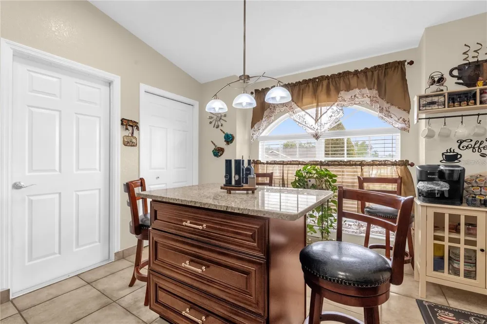 1366 MERRIMACK PLACE Davenport, FL 33837