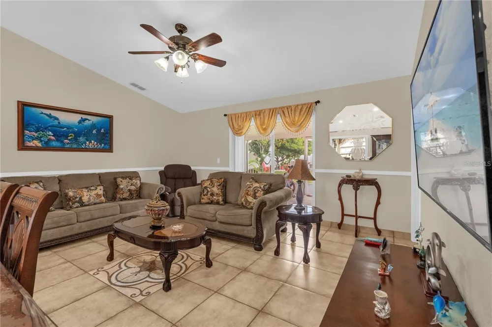 1366 MERRIMACK PLACE Davenport, FL 33837
