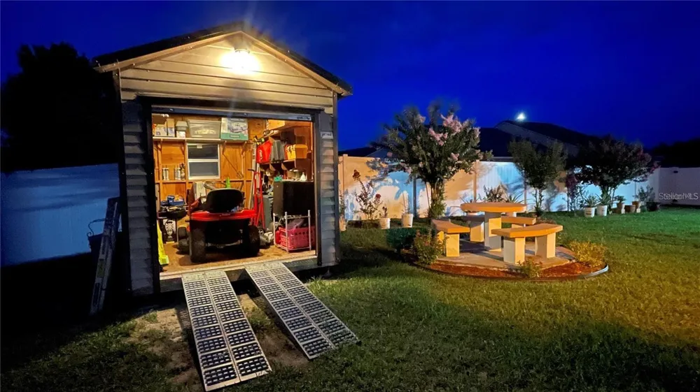1366 MERRIMACK PLACE Davenport, FL 33837