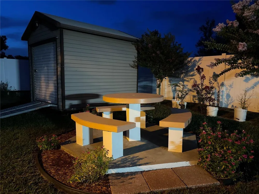 1366 MERRIMACK PLACE Davenport, FL 33837