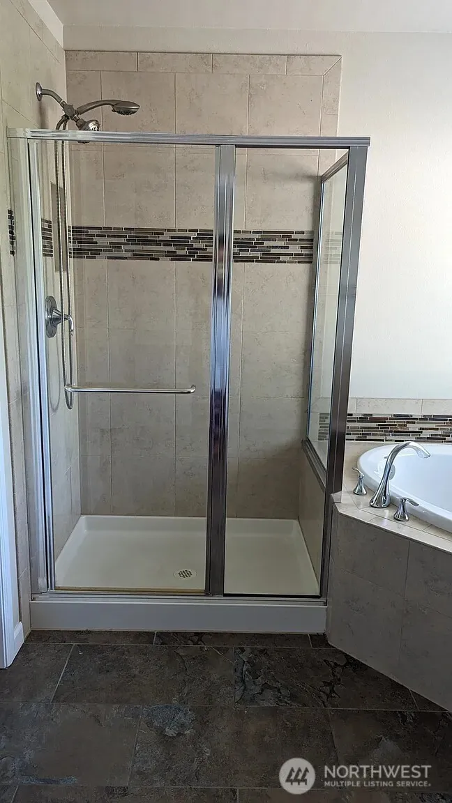 4025 181st Place SE Bothell, WA 98012